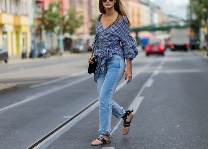 9 Tendências de Jeans que Você Precisa Ficar Por Dentro Neste Outono